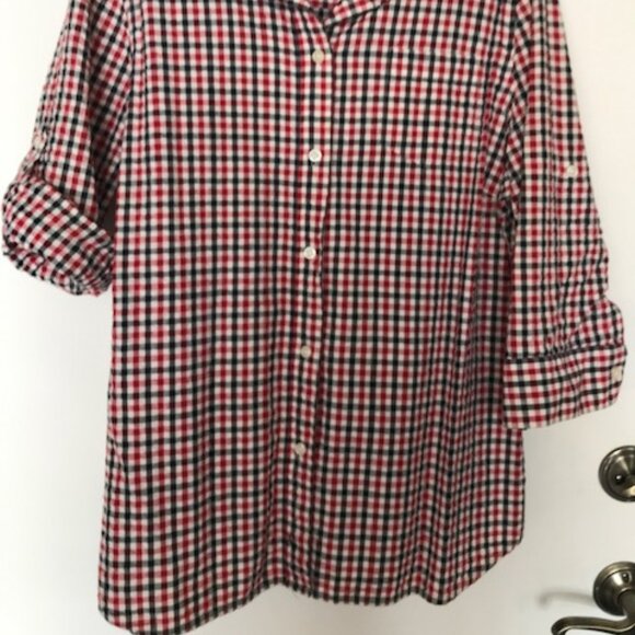 100% COTTON RED WHITE BLUE CHECKED BUTTON DOWN TOP. ROLL UP 3/4 SLEEVE. SZ. XXL - Picture 2 of 6